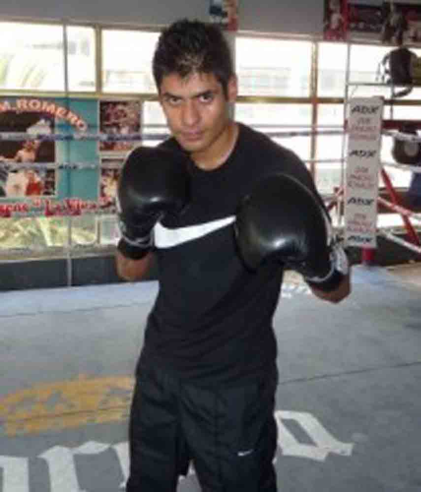 Juan Carlos Salgado posa-HG Boxing