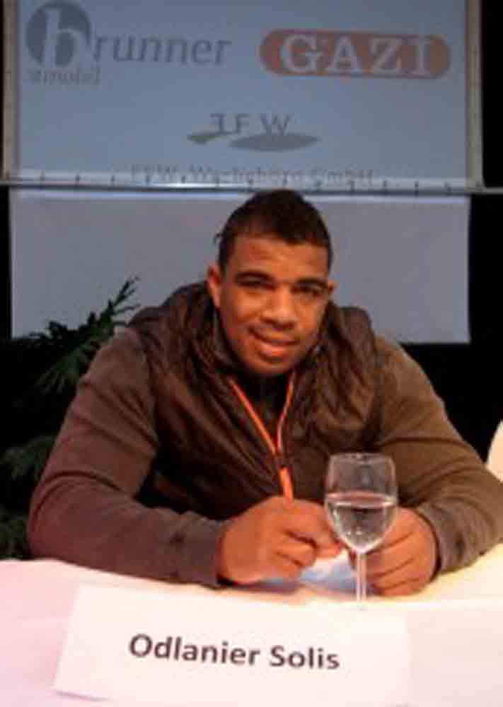 Cuban 2004 Olympic gold medalist and former world heavyweight championship contender Odlanier Solis (18-1, 12 KOs)