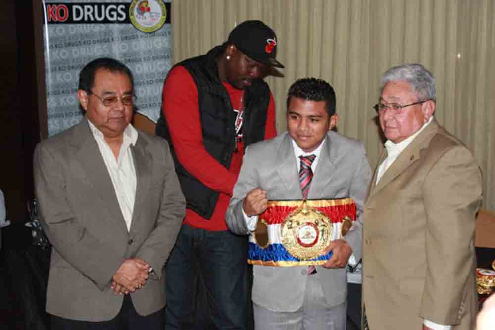 Prodesa felicita a ‘Chocolatito’ su Súper Campeón A.M.B.