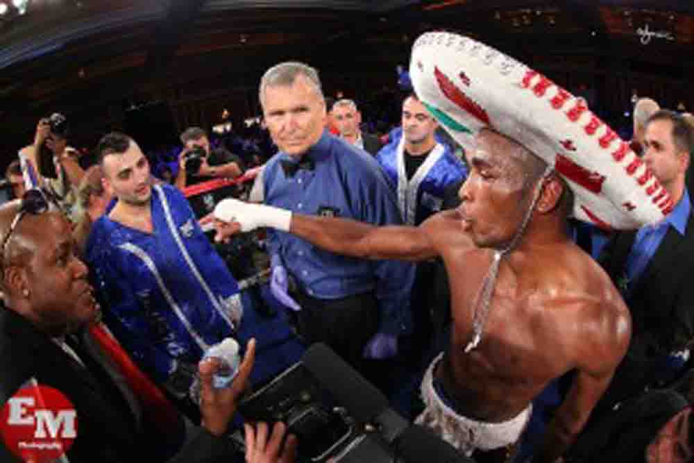 HBO Boxing After Dark: Vanes Martirosyan vs Erislandy Lara