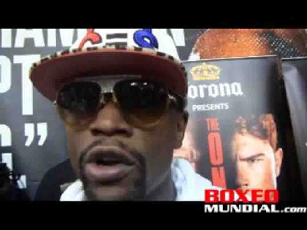 Video: Floyd Mayweather talks to the press at media workout before Canelo fight